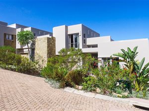 4 Bed Apartment in Plettenberg Bay