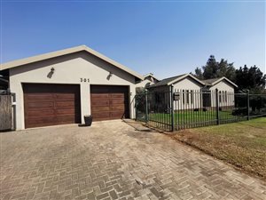 3 Bed House in Sinoville