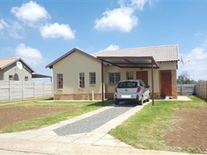 3 Bed Townhouse in Waterkloof