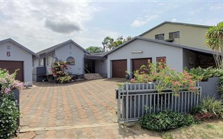 3 Bedroom House in Arboretum