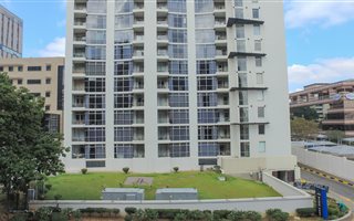 1 Bedroom Apartment in Sandton CBD