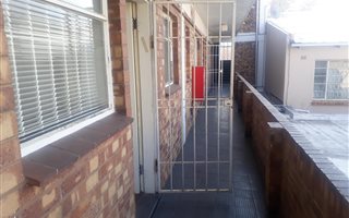 1 Bedroom Apartment in Johannesburg North