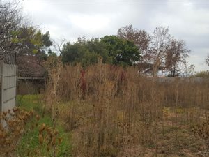 945 m² Land available in Marlboro Gardens