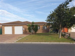 3 Bed House in Eikenbosch