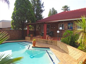 3 Bedroom House in Garsfontein
