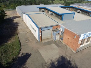 1736 m² Commercial space in Amalinda