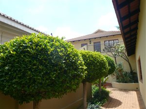 4 Bed House in Baileys Muckleneuk