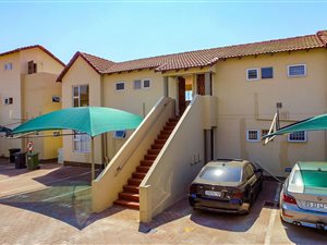 2 Bed Apartment in Bromhof