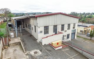 1456 m² Industrial space in New Germany