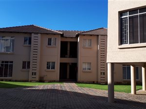 2 Bed Apartment in Grimbeek Park