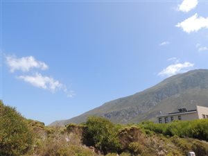 917 m² Land available in Bettys Bay