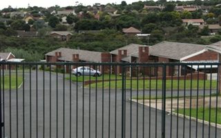 3 Bedroom Townhouse in Bisley