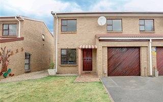 3 Bedroom House in Stellenberg