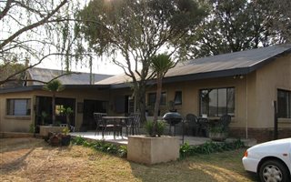 15 ha Farm in Donkerhoek
