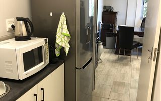 94 m² Office Space in Simbithi Estate
