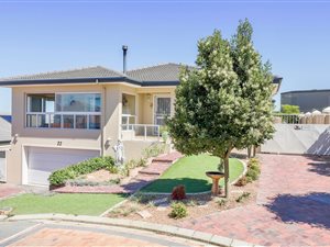 3 Bedroom House in Bizweni