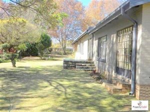 6 Bed House in Panorama