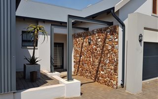 3 Bedroom House in Midstream Estate