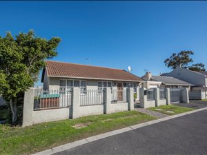 3 Bed House in Somerset Park