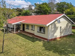 4 Bed House in Hillcrest Park