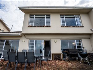 3 Bed Townhouse in West Bank