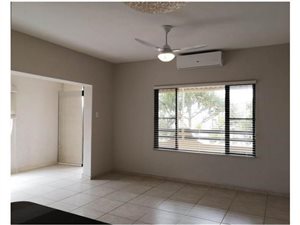 2 Bed Apartment in Umdloti Beach