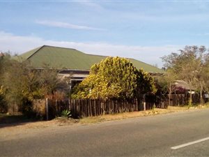 6 Bed House in Koringberg