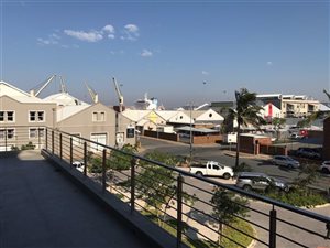 364 m² Office Space in Point Waterfront