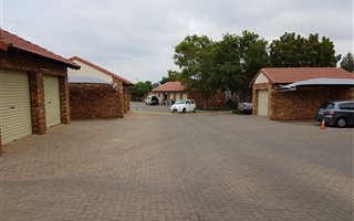 1 Bedroom Apartment in Theresa Park