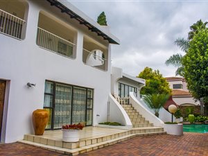 3 Bed House in Lakefield