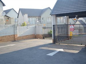 3 Bed House in Kyalami Hills