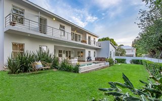4 Bedroom House in Parktown North