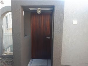 1 Bed Apartment in Weltevreden Park