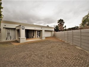 5 Bedroom House in Tara