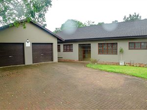 4 Bed House in Meerensee