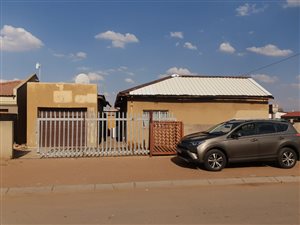 3 Bed House in Daveyton