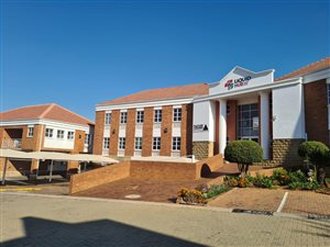 620 m² Commercial space in Randpark Ridge