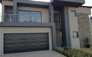 4 Bedroom House in Parkhaven