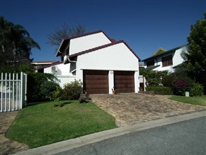 3 Bed House in Mill Hill