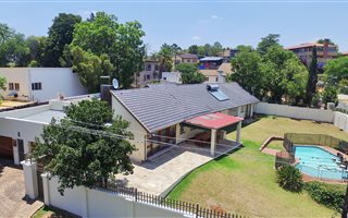 3 Bedroom House in Bordeaux