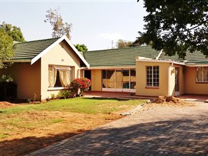 3 Bedroom House in Bordeaux