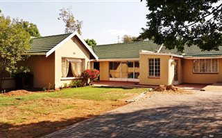 3 Bedroom House in Bordeaux