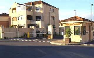3 Bedroom Apartment in Welgelee