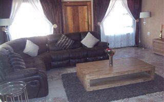 4 Bedroom House in Meyerton Park