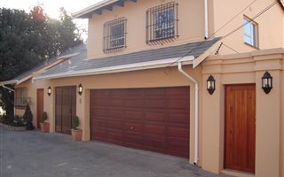 3 Bedroom Townhouse in Morningside
