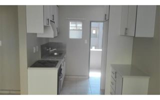 2 Bedroom Apartment in Roodepoort Central