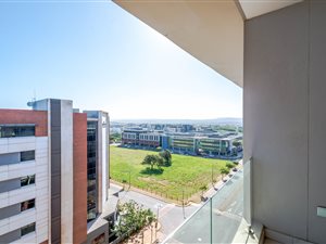 2 Bed Apartment in New Town Centre