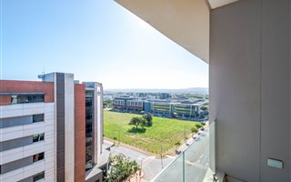 2 Bedroom Apartment in New Town Centre