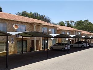 2 Bedroom Apartment in Randfontein Central