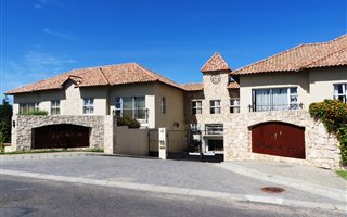 2 Bedroom Apartment in Sonstraal